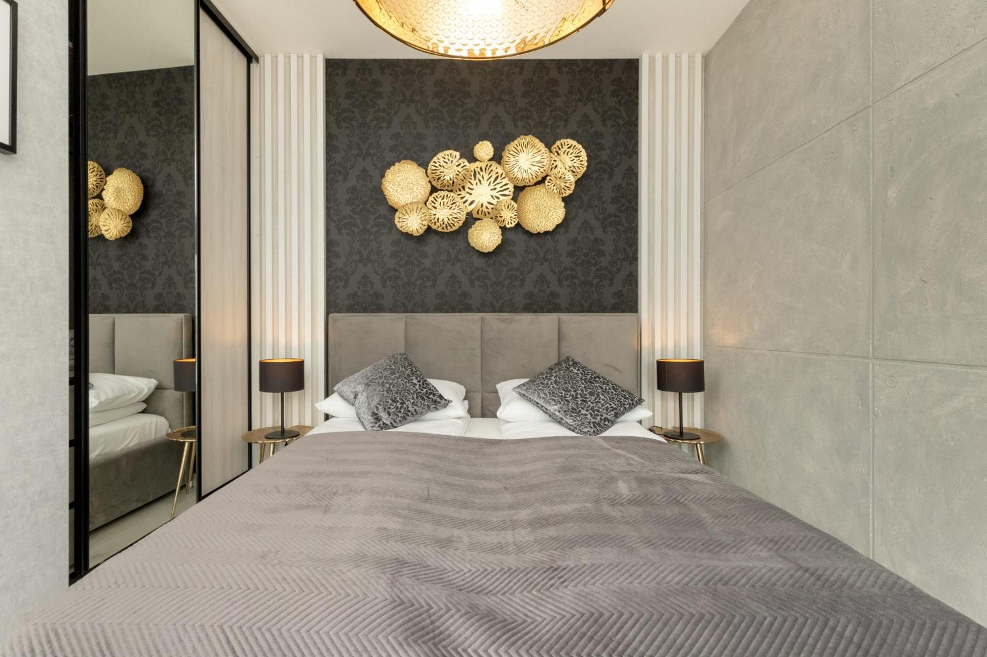 Apartport Wyjatkowe Apartamenty Z Widokiem Na Port W Gdyni By Noclegi Renters Гдиня Екстериор снимка