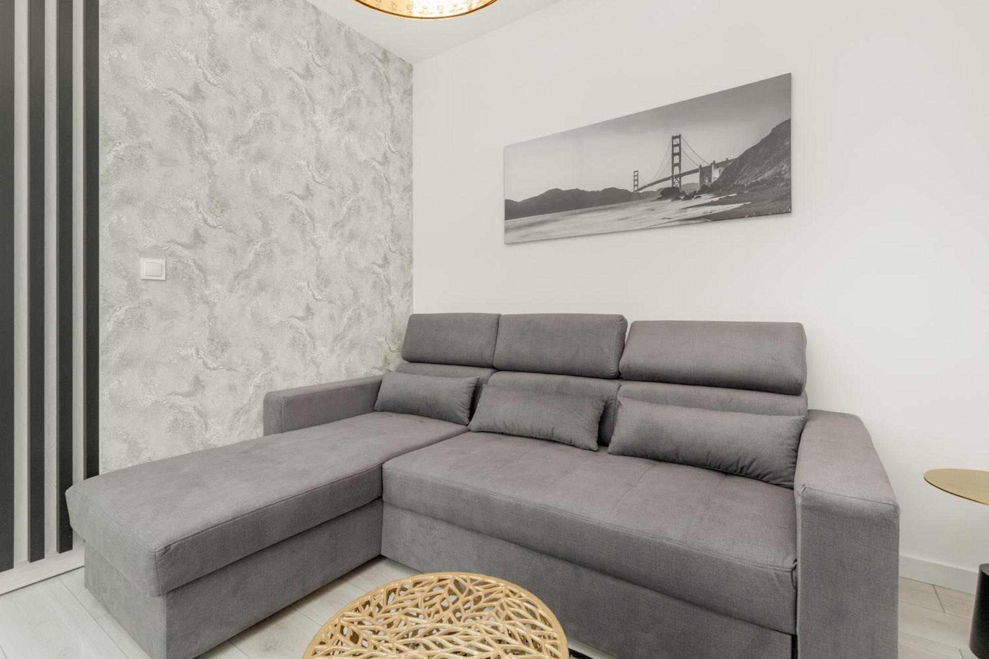 Apartport Wyjatkowe Apartamenty Z Widokiem Na Port W Gdyni By Noclegi Renters Гдиня Екстериор снимка